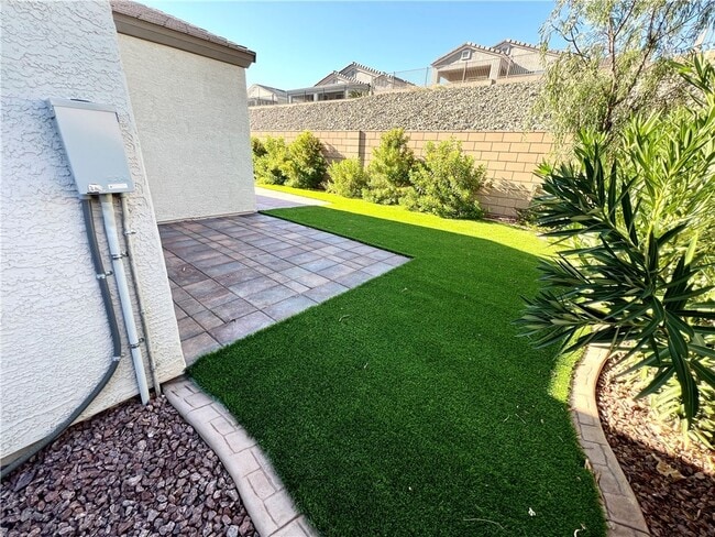 Building Photo - 2639 Bear Mountain Lp