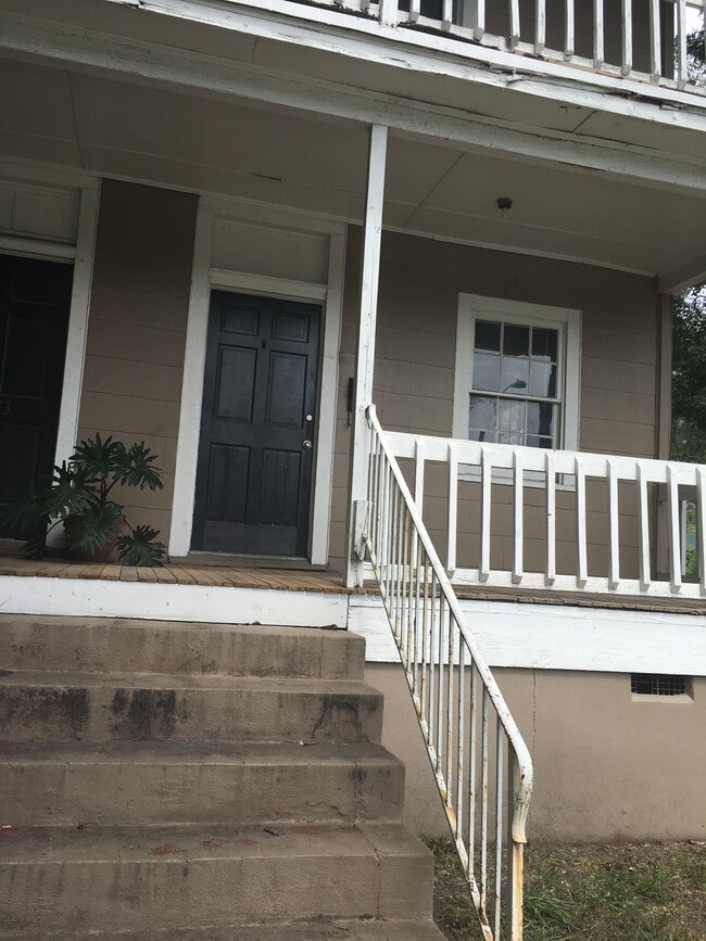 Building Photo - 1143 Olympia Ave