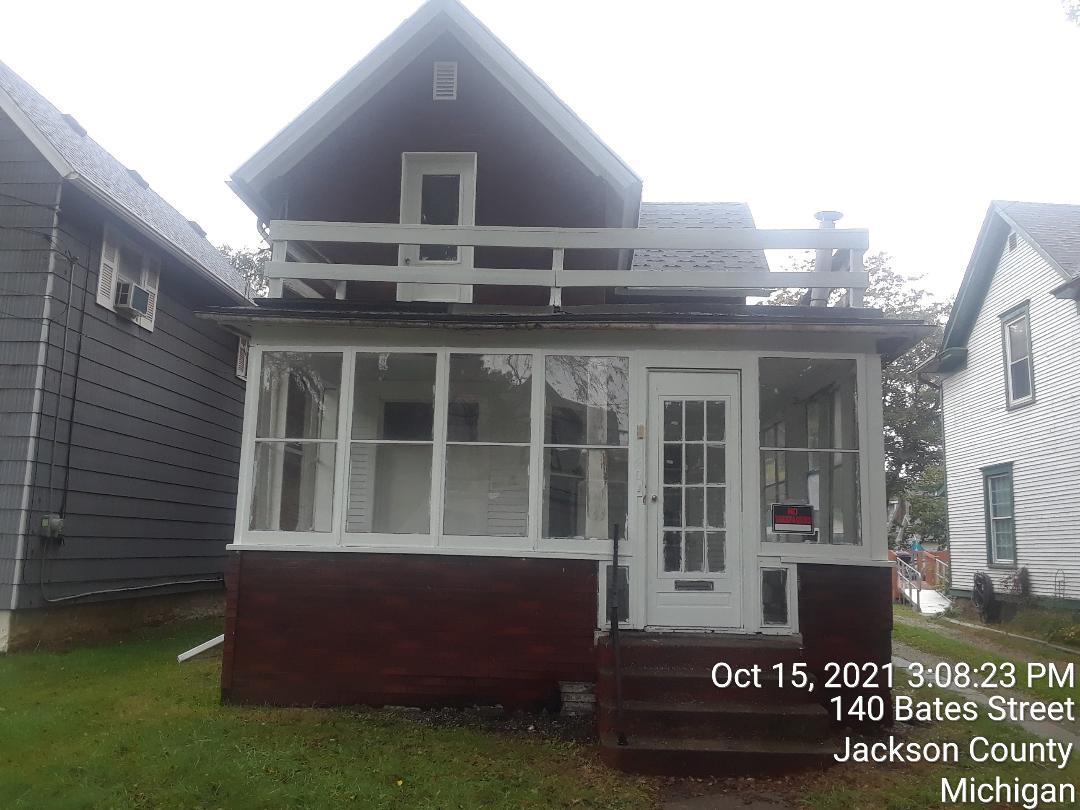 140 Bates St, Jackson, MI 49202 House Rental in Jackson, MI