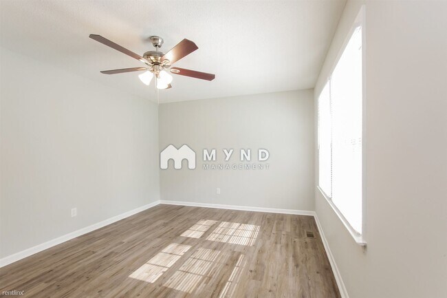 Building Photo - 3 br, 1 bath House - 326 Alexander St