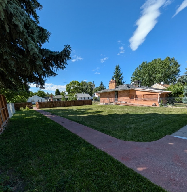 Building Photo - 1515 4th Ave S