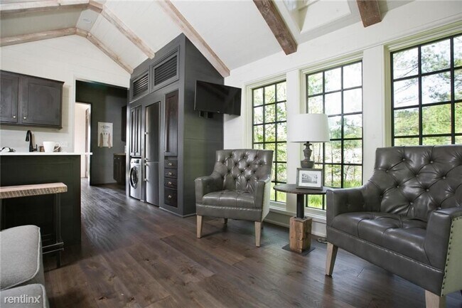 Foto del edificio - 2 br, 2 bath Condo - 87 Kingstown Rd Unit TH1