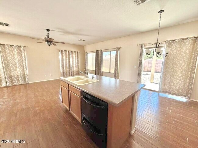 Building Photo - 6450 S Nash Way