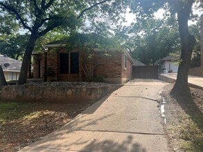 Building Photo - 4106 Sunday Hill Dr