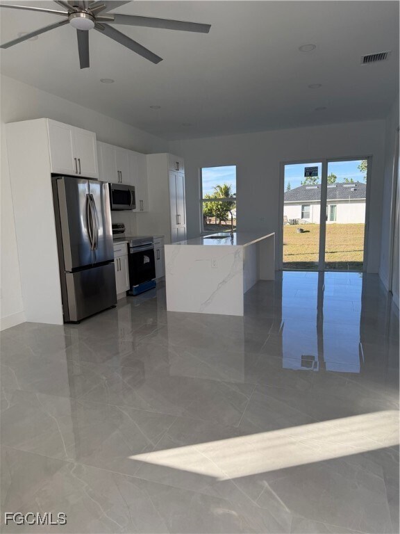 Foto del edificio - 1037 Macy St E