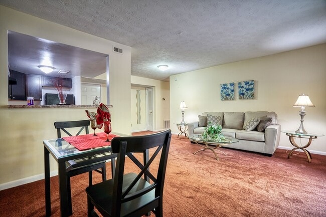 Interior Photo - Oak Creek Apartments
