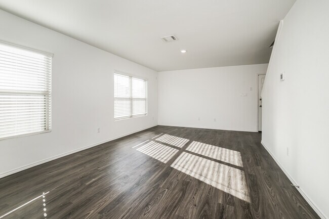 Foto del edificio - 5992 Rimini Landing Ln, Porter, TX