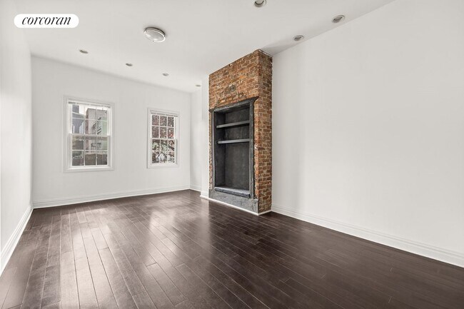 Building Photo - 47-14 11th St