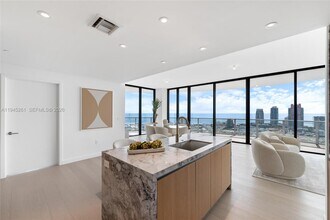 Building Photo - 500 Alton Rd