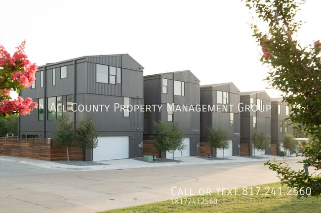 Foto del edificio - Urban Commons - Brand New Modern Homes in ...