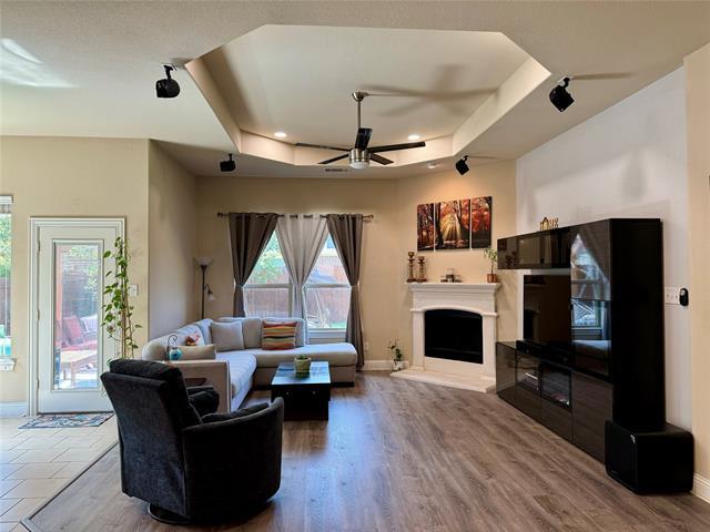 Building Photo - 15817 Rockingham St