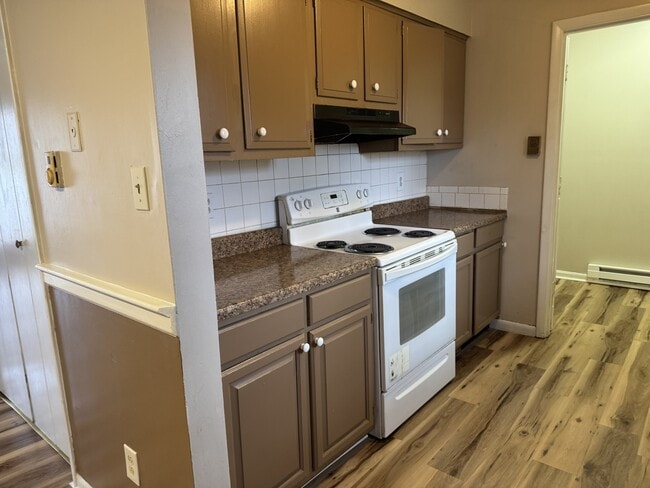 Building Photo - 179 Hedgewood Ct