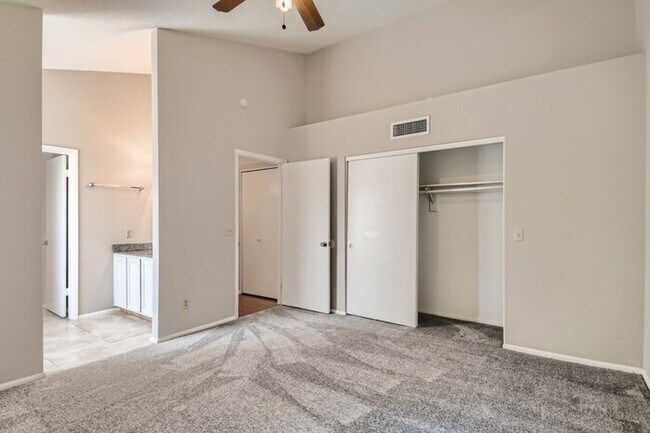 Building Photo - 1718 E Fairview Street, Chandler, AZ, 85225