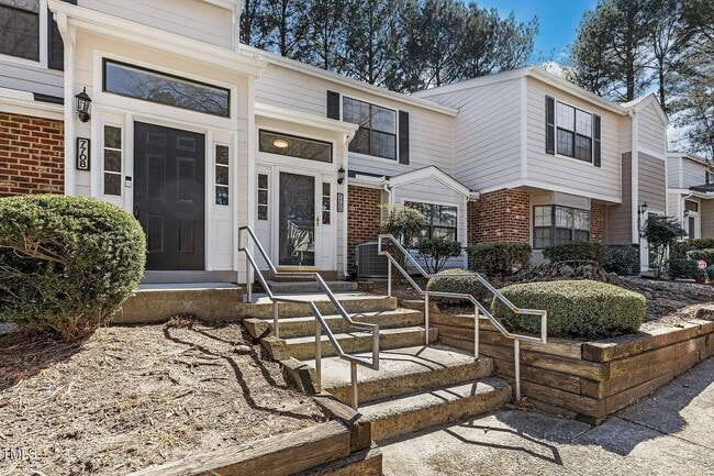 Building Photo - 7706 Falcon Rest Cir