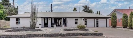 Building Photo - 9100 Parkland Dr