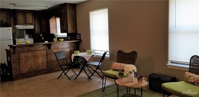 Foto del edificio - 3008 Diamondhead Ave