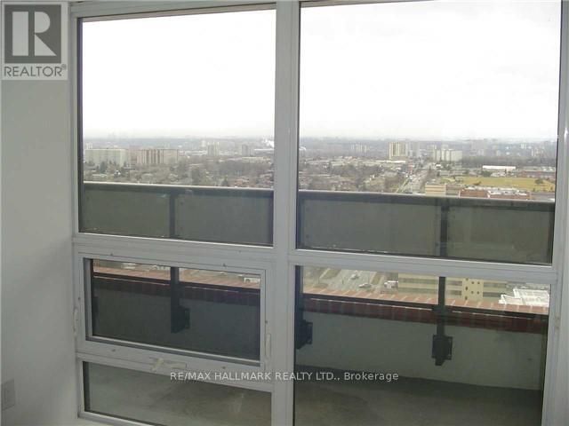 Building Photo - 830-2830 Lawrence Ave W