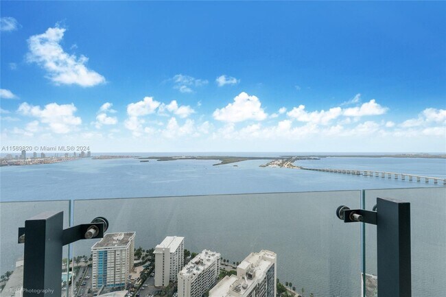 Foto del edificio - 1451 Brickell Ave