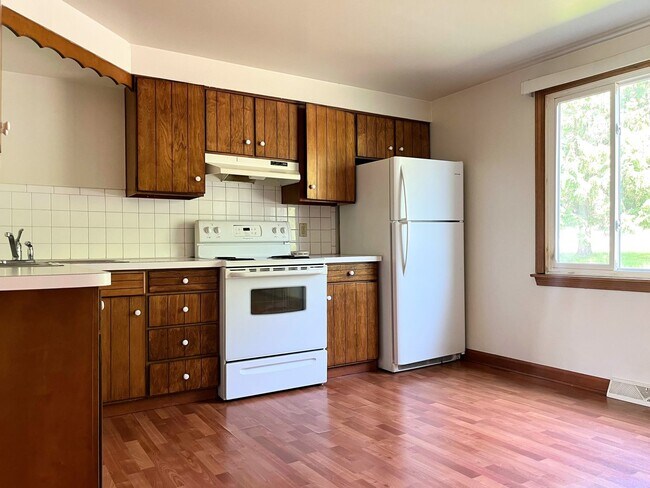 Foto del edificio - 25 Oakridge Dr