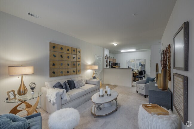 2BR, 2BA y solárium - 1.035 pies cuadrados - Sala de estar y cocina - Boltons Landing