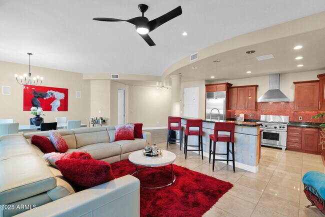 Foto del edificio - 8 Biltmore Estates Dr