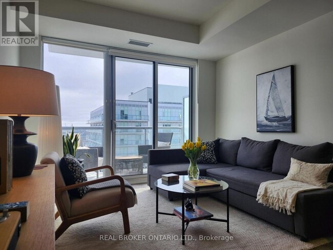 Building Photo - 185 Deerfield Rd