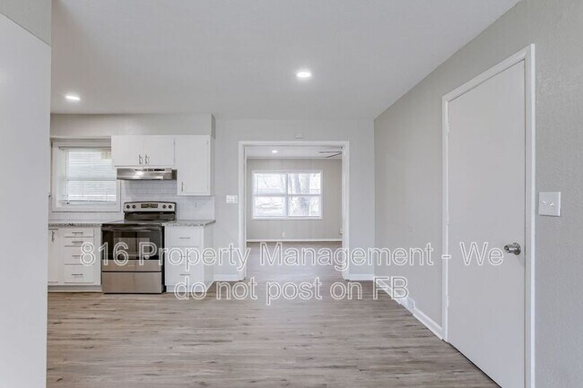 Foto del edificio - 11420 Manchester Ave