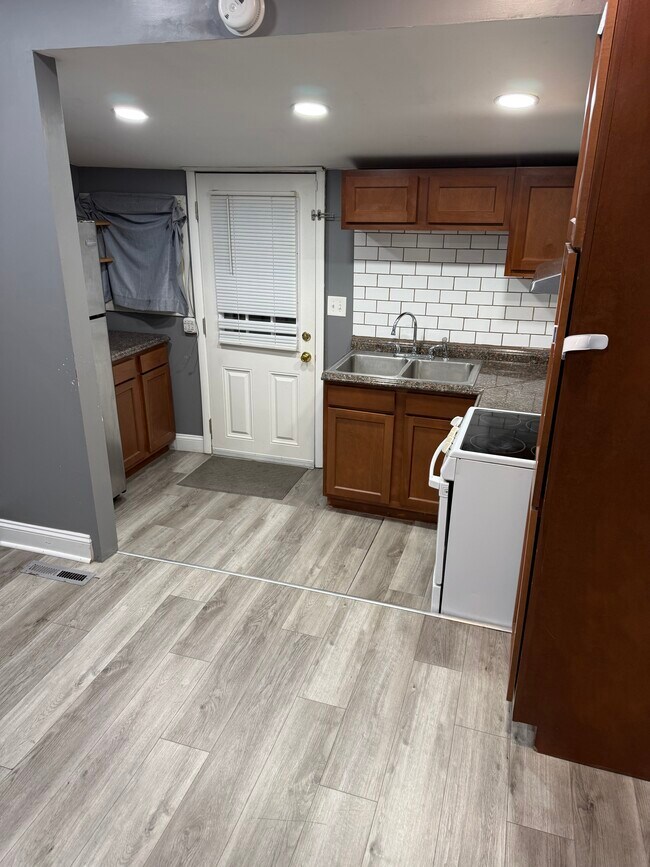 Cocina - 104 Boyce St