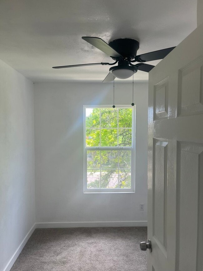 Building Photo - 1599 S Ivory Cir