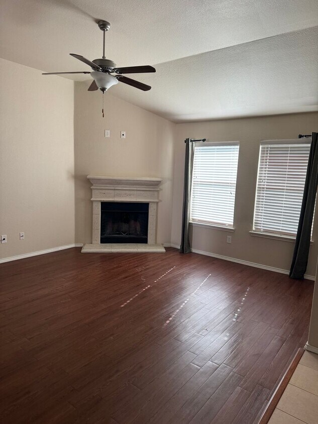 Foto del edificio - Great home in Burleson