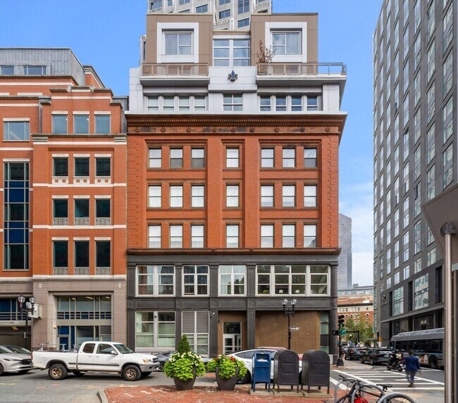 Building Photo - 88 Kingston St