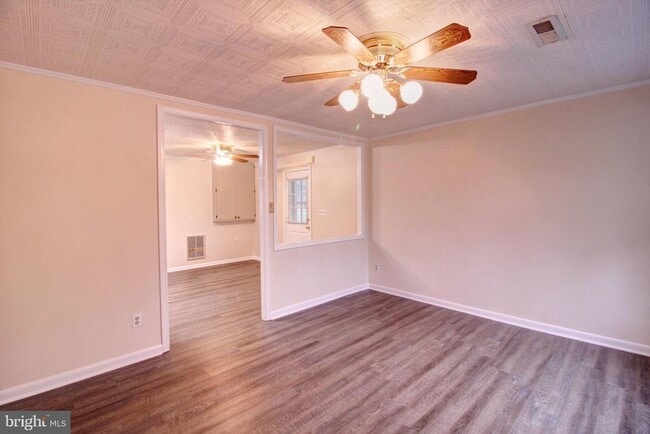 Building Photo - 477 Carrollton Dr