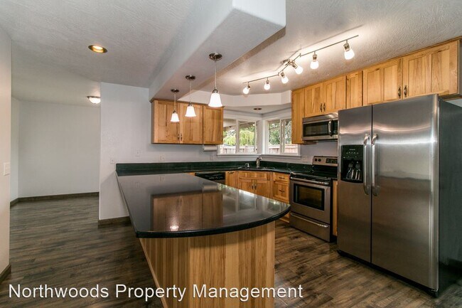 Building Photo - 3 br, 2.5 bath House - 2719 31st Street