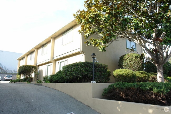 Building Photo - Cypress Group
