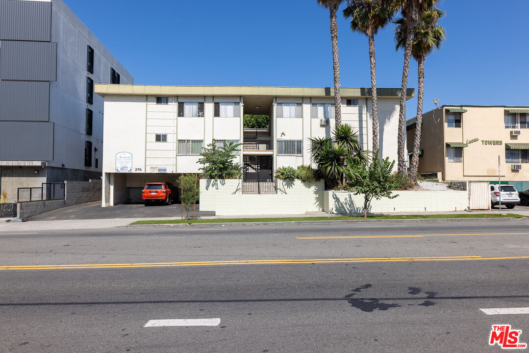 Primary Photo - 275 Lucas Ave