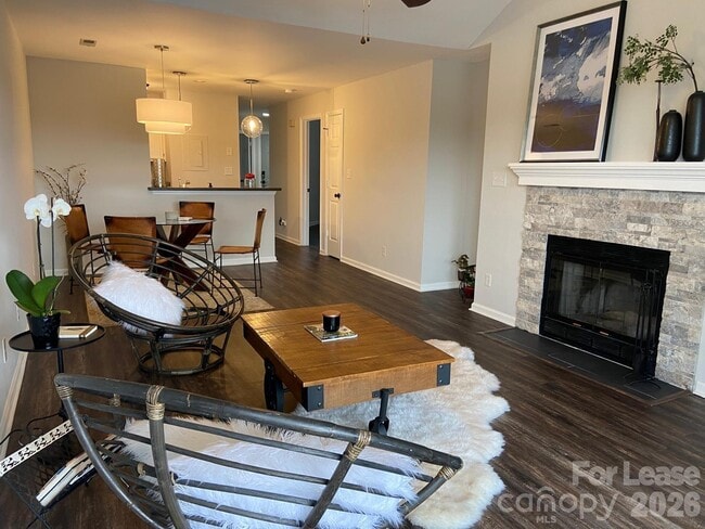 Foto del edificio - 18711 Vineyard Point Ln