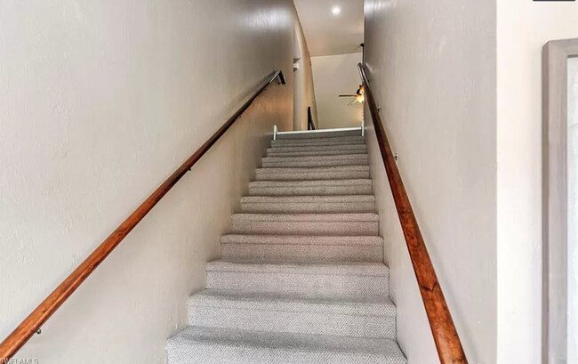 Foto del edificio - 665 Mardel Ct