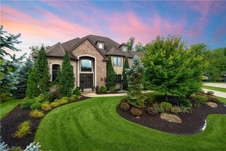 Building Photo - 3600 Oxford Cir