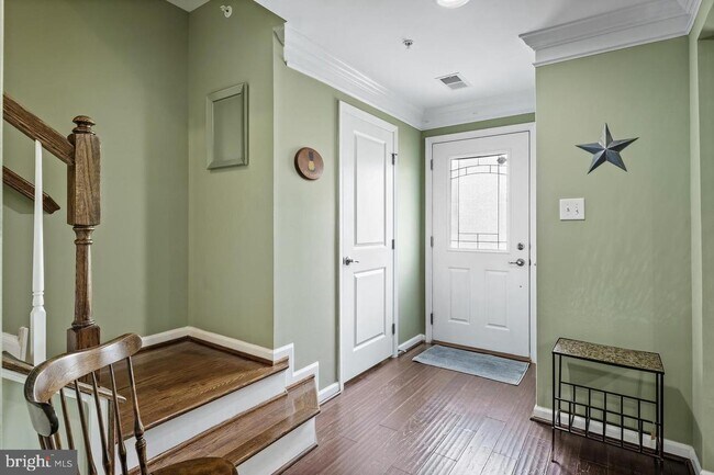 Building Photo - 207 Quarry Point Rd