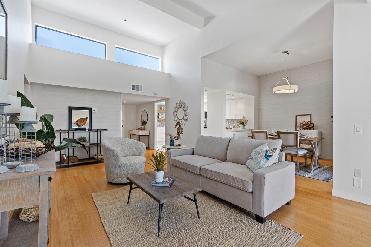 Foto principal - 260 Cagney Ln