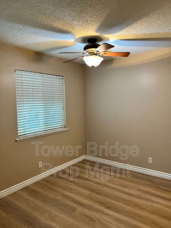 Foto del edificio - 5146 Rhode Island Dr