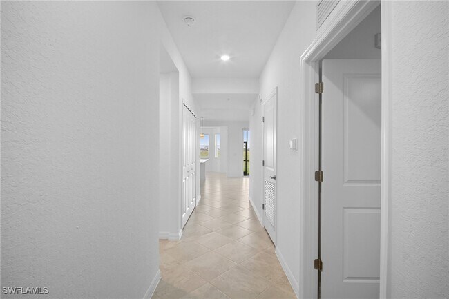 Foto del edificio - 15345 Grn Acrs Ave