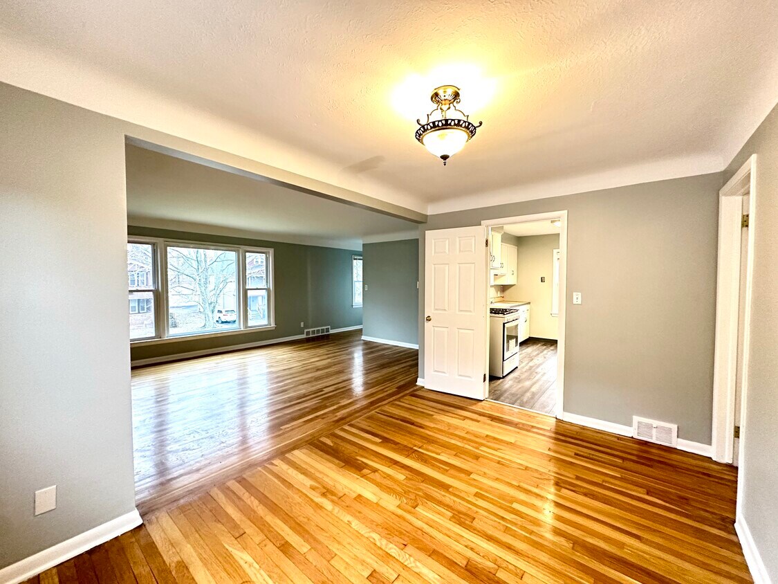 1478 Genesee Rd, South Euclid, OH 44121 Apartments in South Euclid