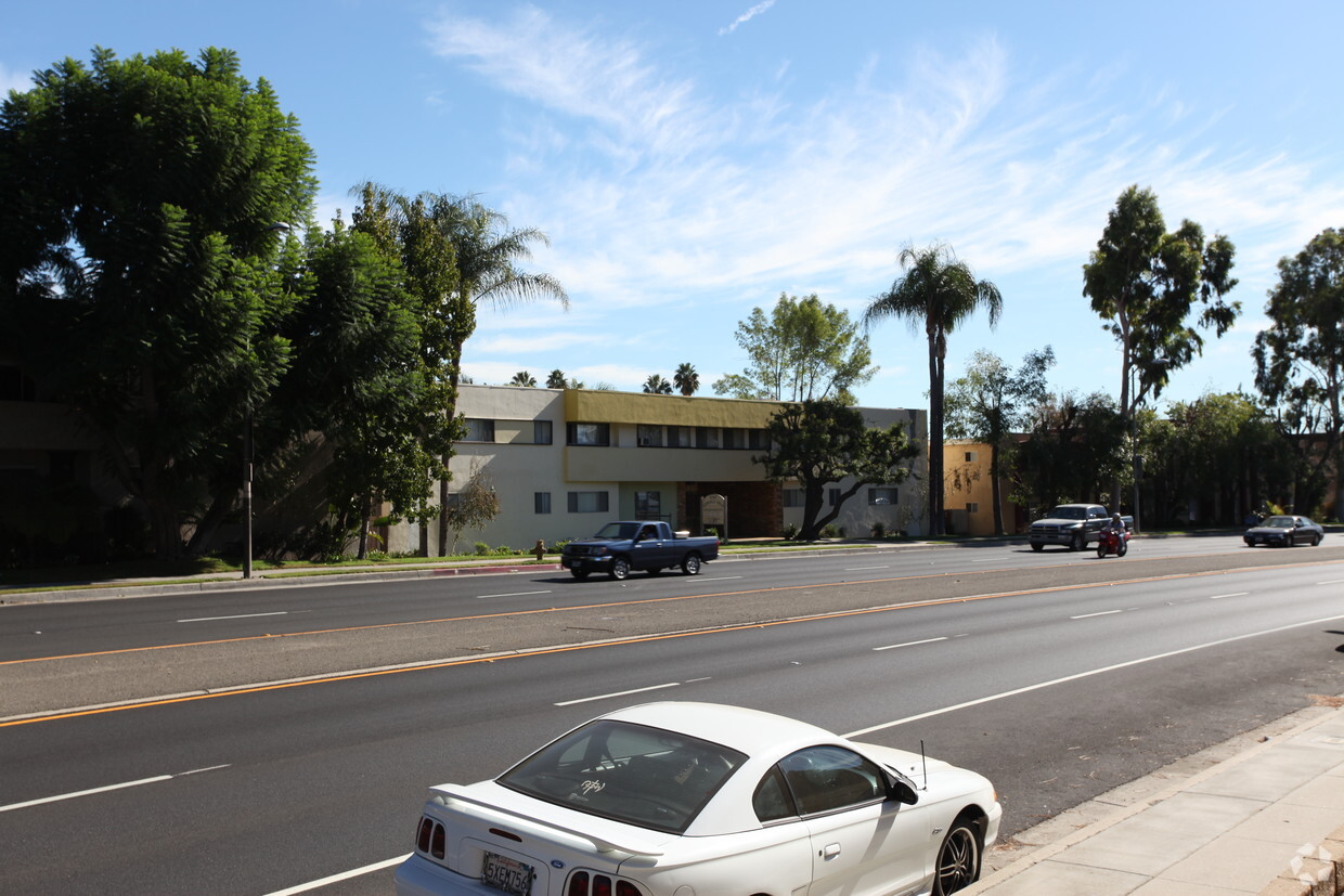 Primary Photo - Topanga Canyon Apartments