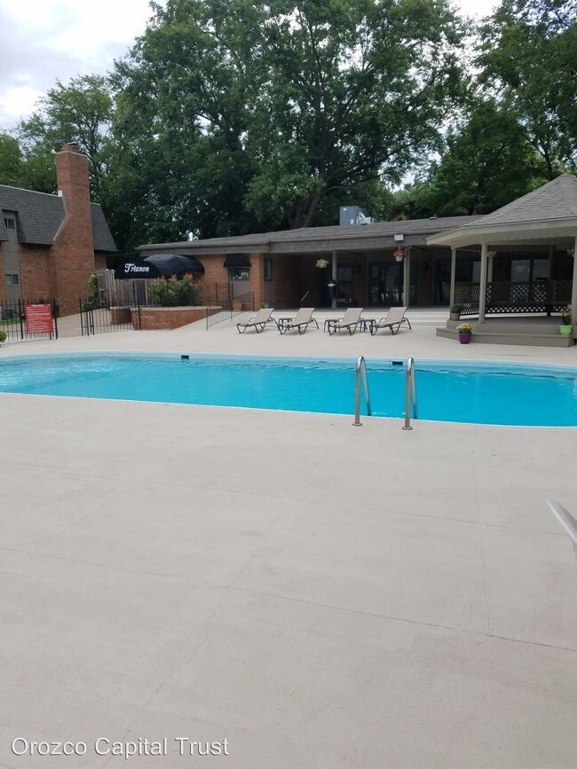 Trianon Apartments & Townhomes Rentals Topeka, KS