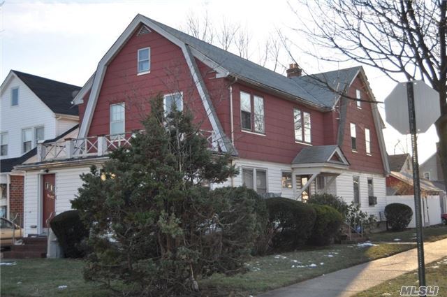 Foto principal - 94-02 Vanderveer St