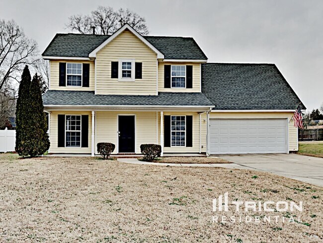 Building Photo - 3016 Queensdale Dr