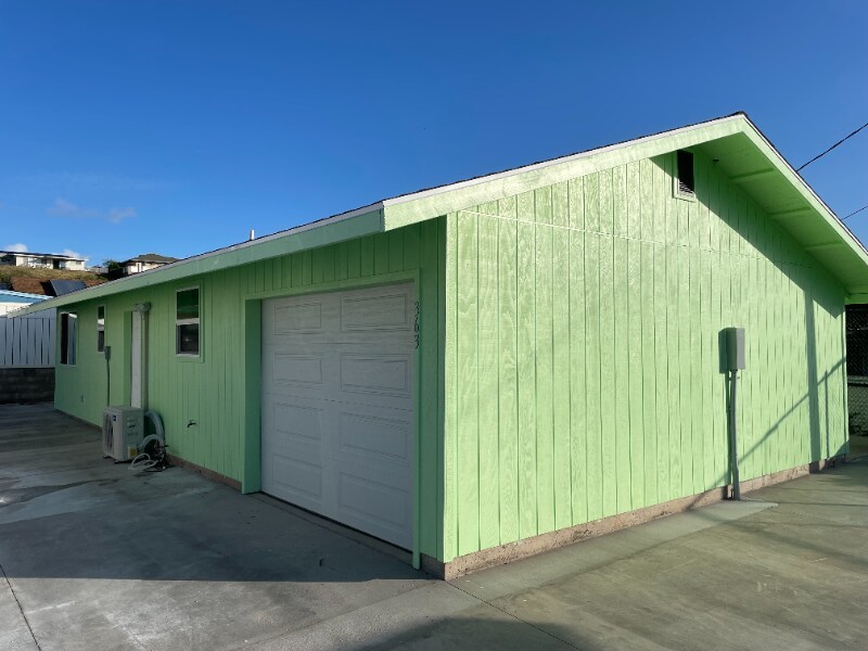 Primary Photo - 363 Kanaloa Ave