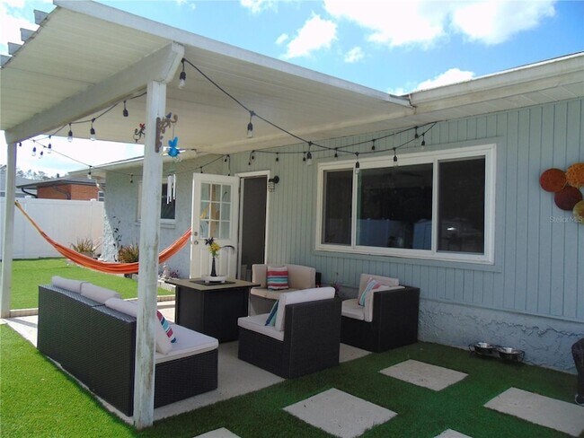 Foto del edificio - 4706 Tampa Downs Blvd