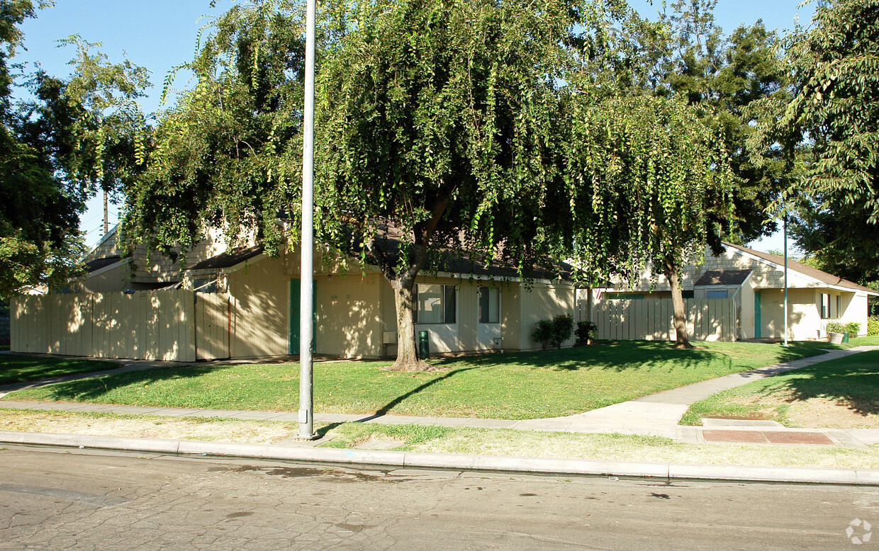 Building Photo - Kearney Cooley Plaza